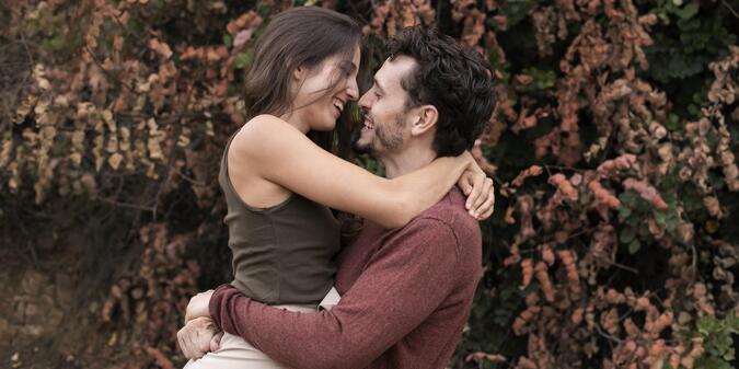 couple hugging