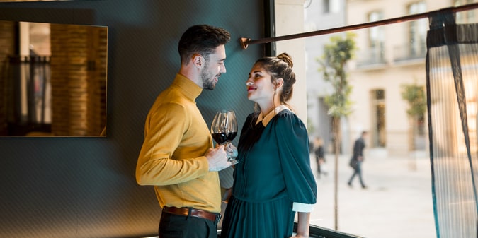 What Is Nanoship? The Next Big Thing in Modern Dating