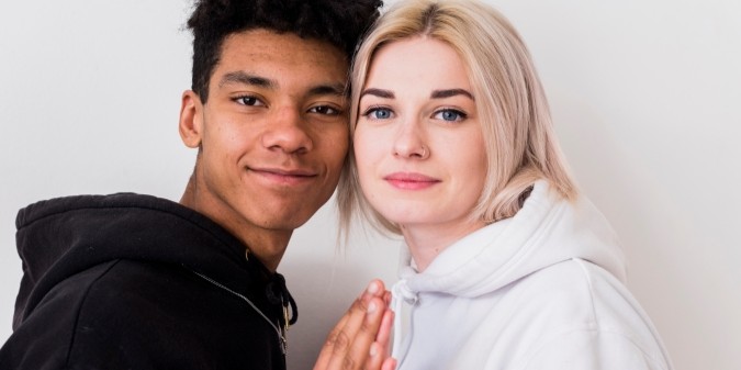 interracial couples，black man, white woman