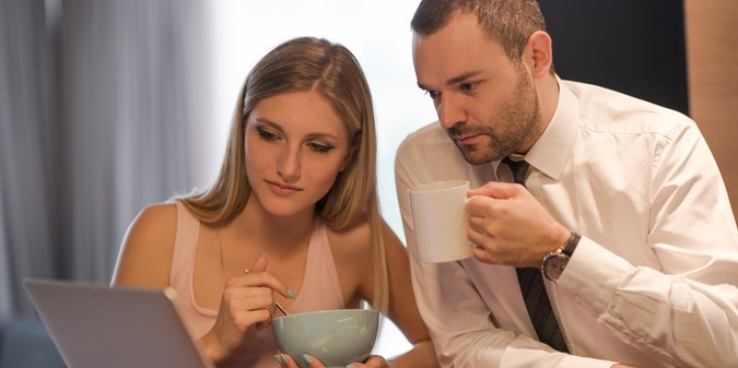 couple is preparing the job