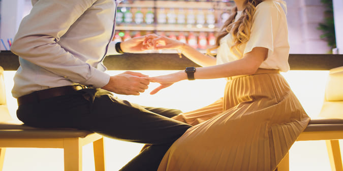 How can I date someone as rich as me?