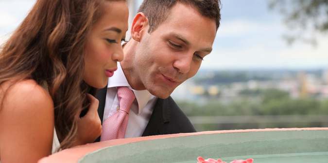 Billionaires Choose Minimalist Dating