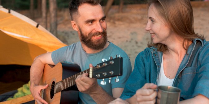 Glamping Dates for Romantic Nights