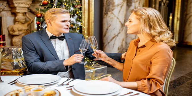 romantic couple dinner