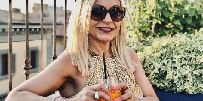 Rich Older Women
