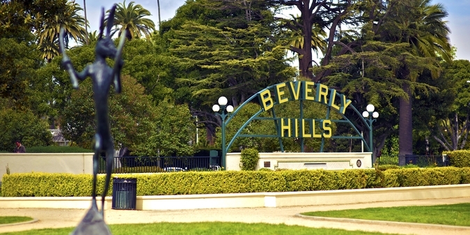 hollywood restaurant luxury marketing