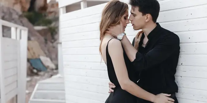 Why People Keep Deleting Dating Apps — And What They Actually Want Instead